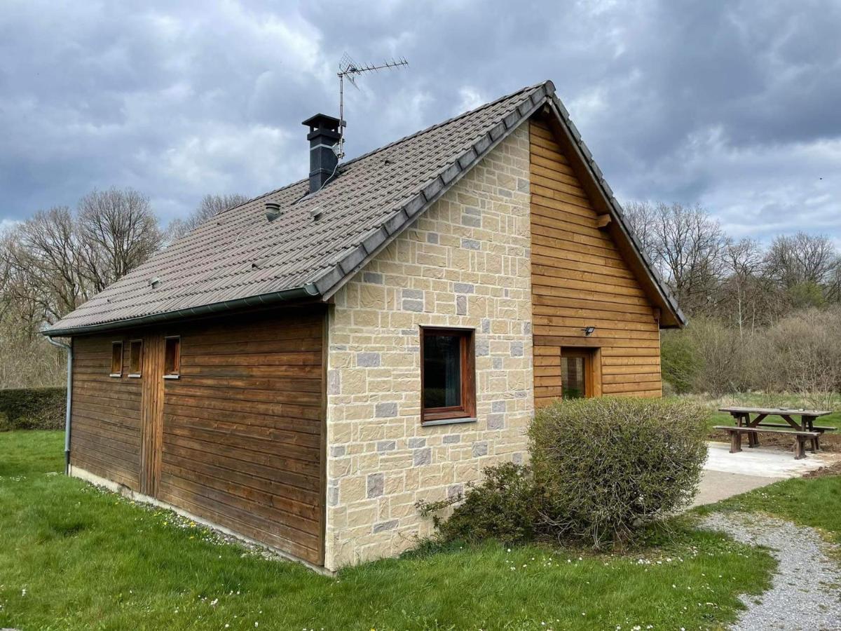 Cottage Chaleureux Dans Domaine Prive Signy-le-Petit Exteriér fotografie