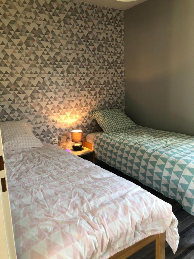 Cottage Chaleureux Dans Domaine Prive Signy-le-Petit Exteriér fotografie